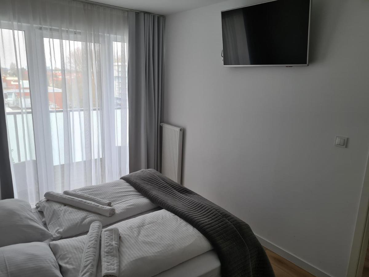 Apartamenty Kasprowicza 20A Klimatyzacja Basen Fintess Sauny Parking Bawialnia Zmywarkataras Wysoki Standard W Pelni Wyposazony كولوبرزيغ المظهر الخارجي الصورة