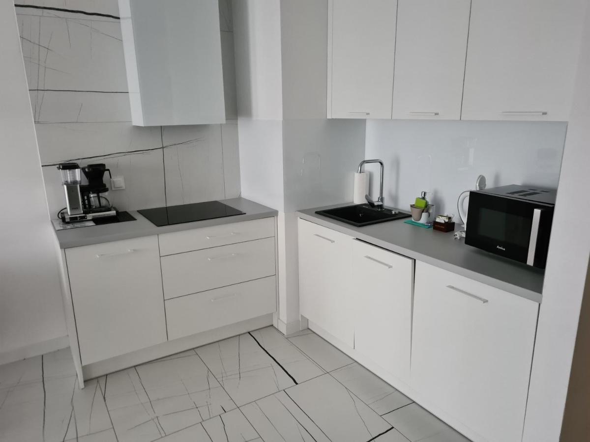 Apartamenty Kasprowicza 20A Klimatyzacja Basen Fintess Sauny Parking Bawialnia Zmywarkataras Wysoki Standard W Pelni Wyposazony كولوبرزيغ المظهر الخارجي الصورة